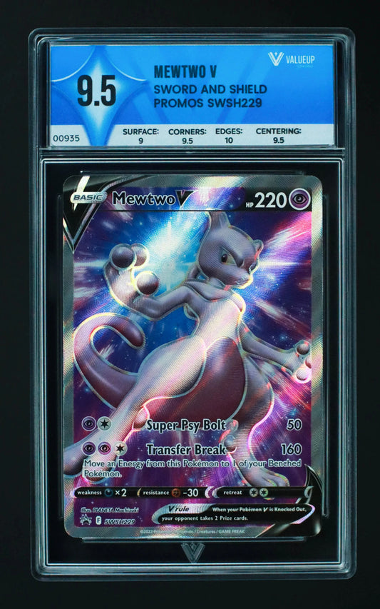 00935 MEWTWO V Grading Card