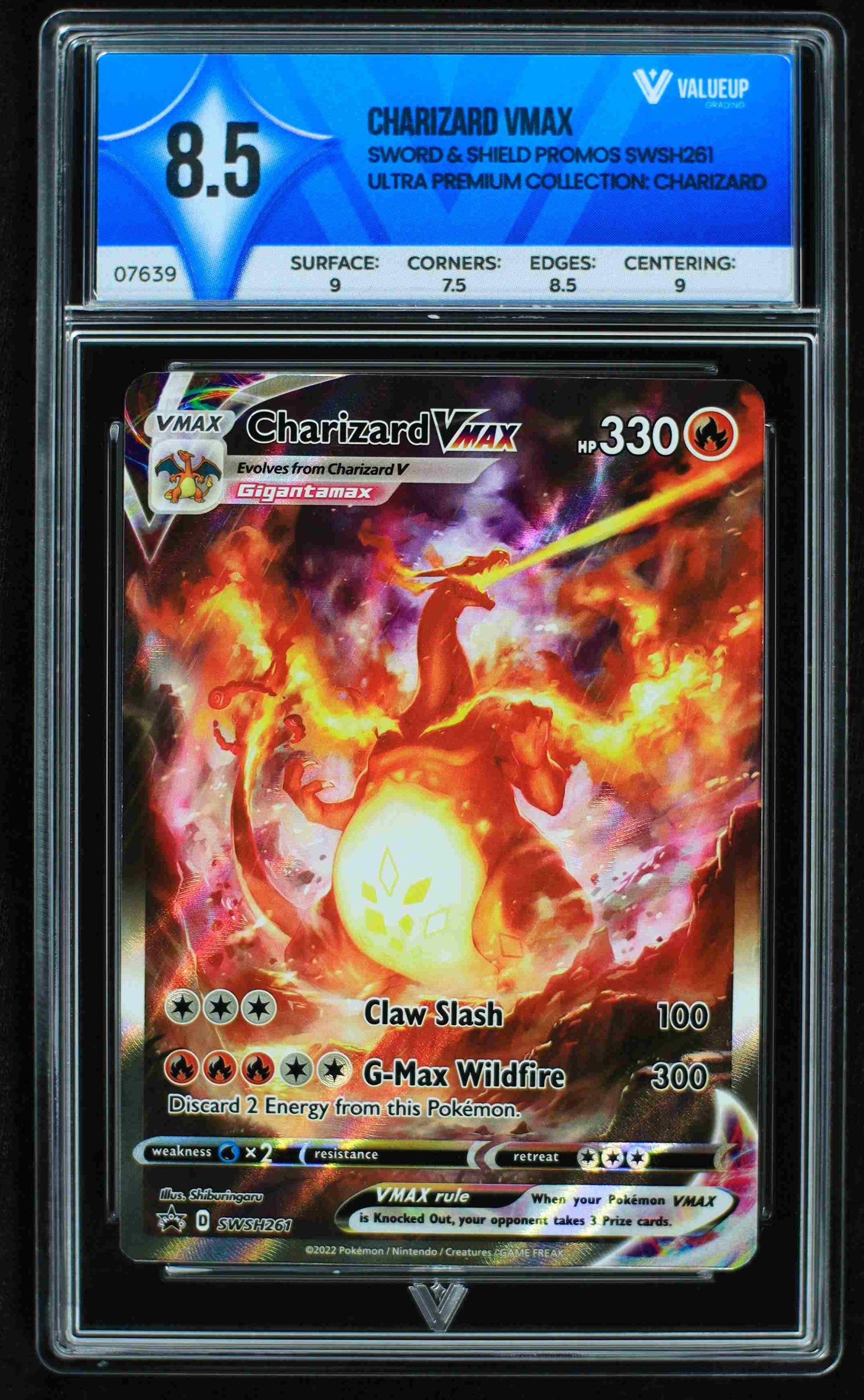 Grading Card Charizard Vmax