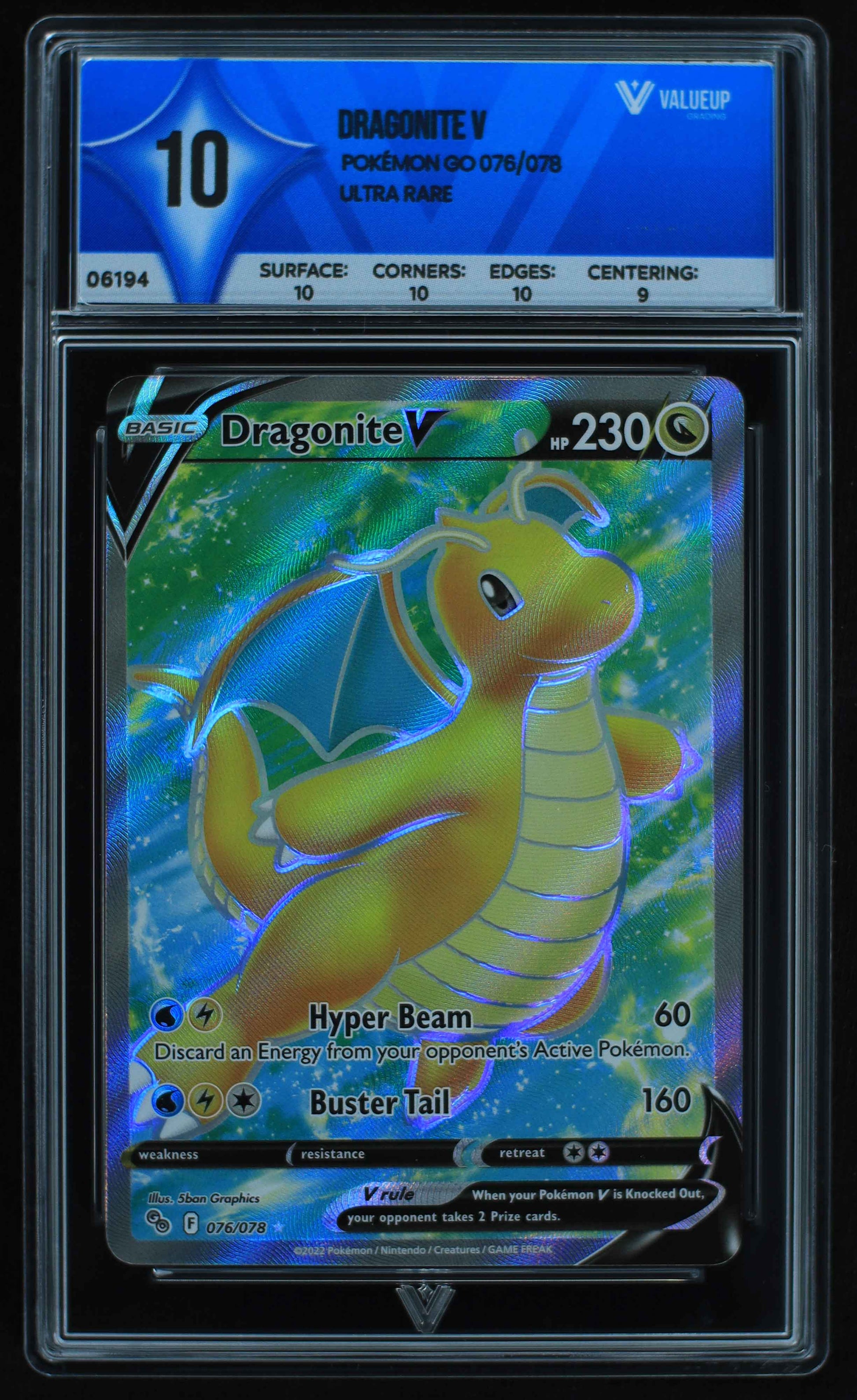 06194 DRAGONITE V Grading Card